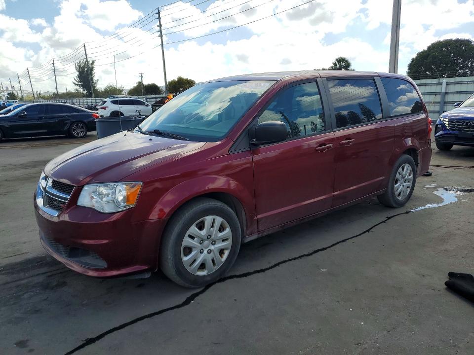 45956396 :رقم المزاد ، 2C4RDGBG9JR155846 vin ، 2018 Dodge Grand Caravan مزاد بيع