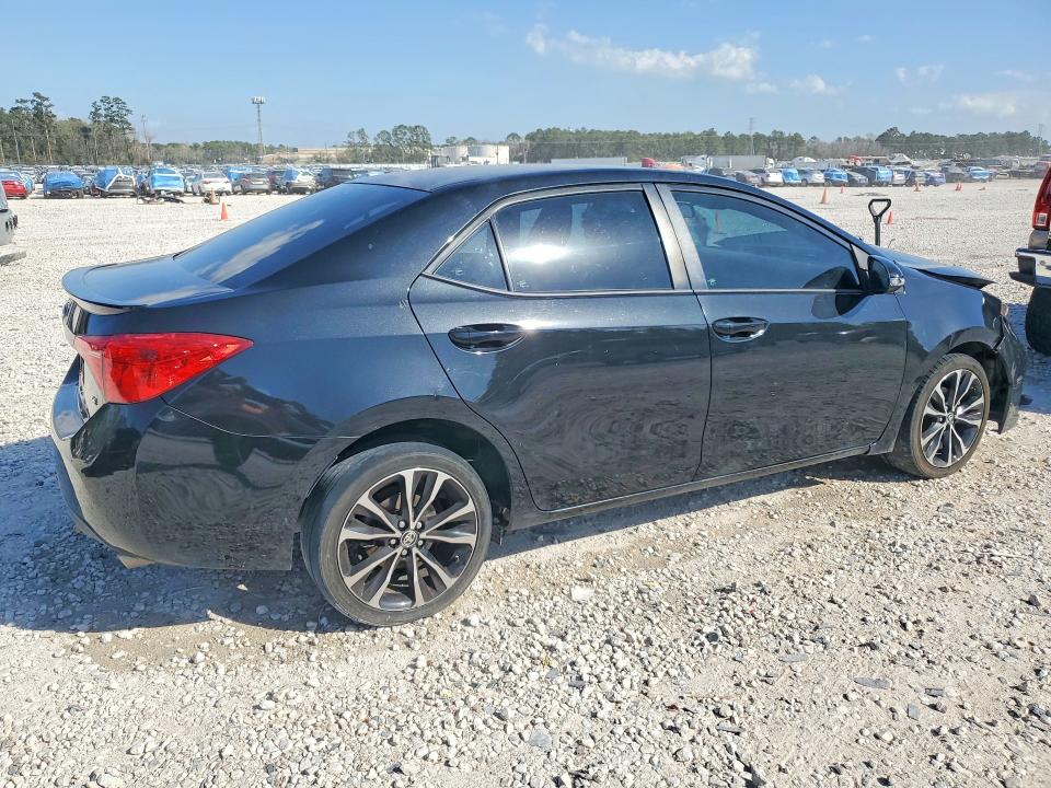 2018 Toyota Corolla მანქანა იყიდება აუქციონზე, vin: 5YFBURHE5JP745173, აუქციონის ნომერი: 79479175