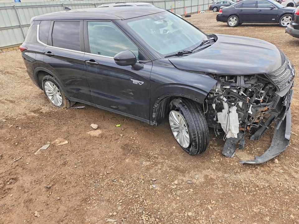2024 Mitsubishi Outlander Max მანქანა იყიდება აუქციონზე, vin: JA4T5UA91RZ040822, აუქციონის ნომერი: 47659436