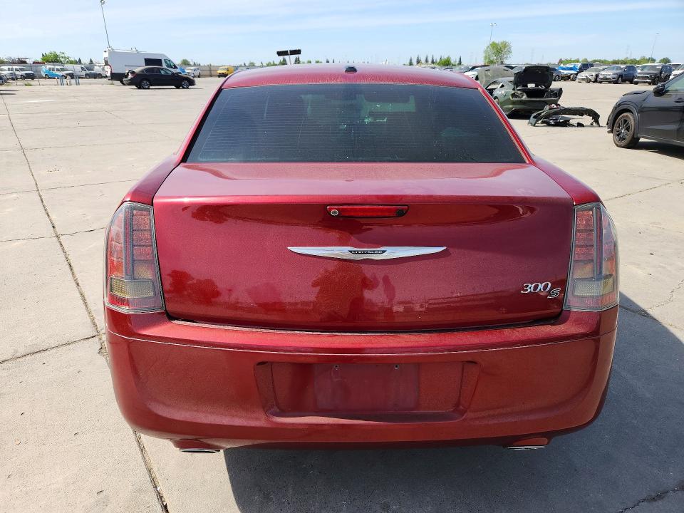 2014 Chrysler 300 მანქანა იყიდება აუქციონზე, vin: 2C3CCABG1EH261018, აუქციონის ნომერი: 47845056