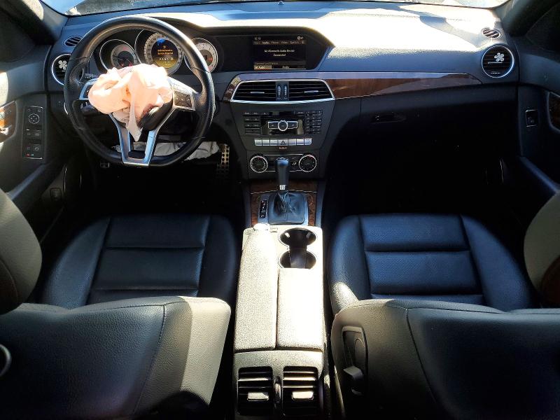 2012 Mercedes Benz C მანქანა იყიდება აუქციონზე, vin: WDDGF8BB1CR201065, აუქციონის ნომერი: 79822695