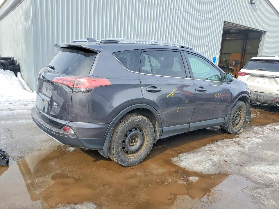 Aukcja sprzedaży 2018 Toyota Rav4, vin: 2T3RFREV6JW700312, numer aukcji: 79640205