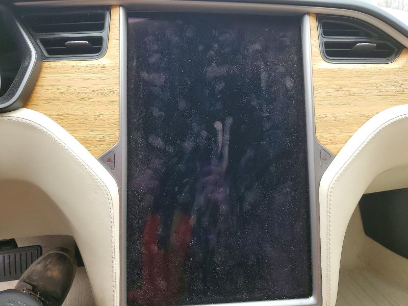 78143155 :رقم المزاد ، 5YJSA1E29KF305944 vin ، 2019 Tesla Model S مزاد بيع