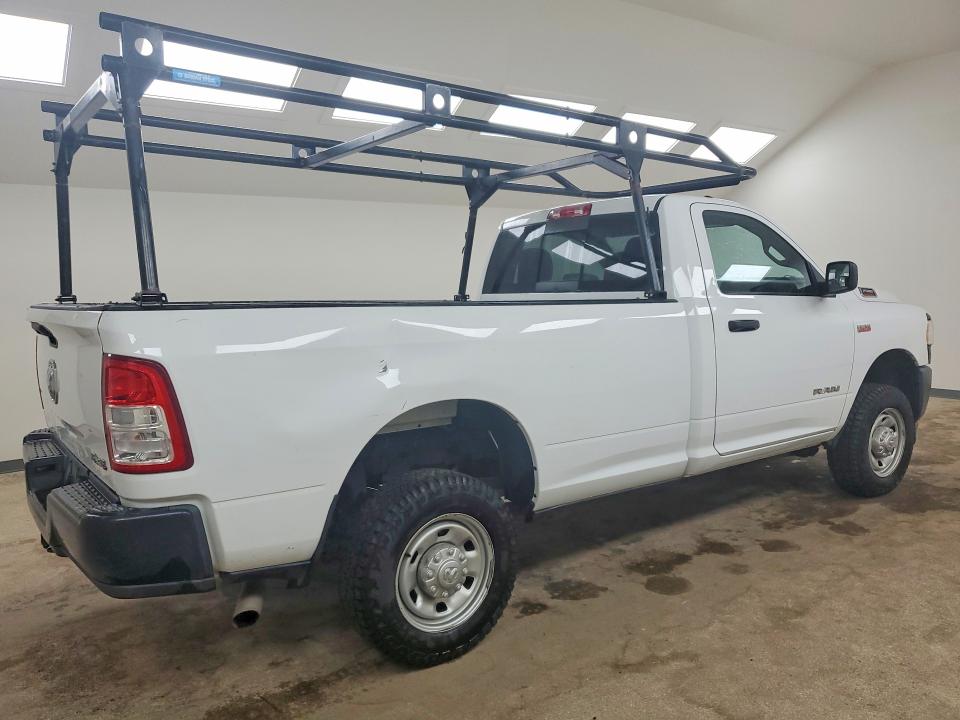 47052526 :رقم المزاد ، 3C6MR5AJ1NG130987 vin ، 2022 Ram 2500 مزاد بيع