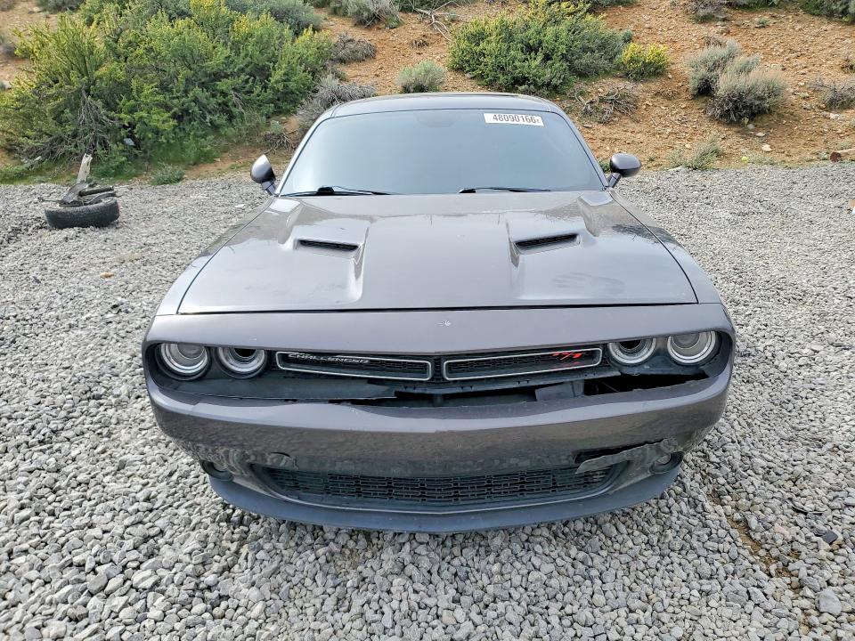 2015 Dodge Challenger მანქანა იყიდება აუქციონზე, vin: 2C3CDZAT8FH924211, აუქციონის ნომერი: 48090166