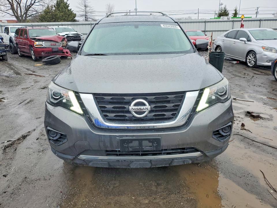 45543006 :رقم المزاد ، 5N1DR2MM0JC667601 vin ، 2018 Nissan Pathfinder مزاد بيع