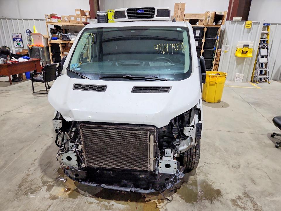 56350176 :رقم المزاد ، 1FTYE1Y83MKA01495 vin ، 2021 Ford Transit مزاد بيع