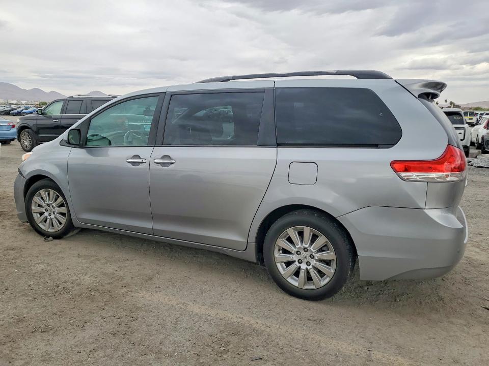 Продажа на аукционе авто 2011 Toyota Sienna, vin: 5TDYK3DC8BS061485, номер лота: 48315186