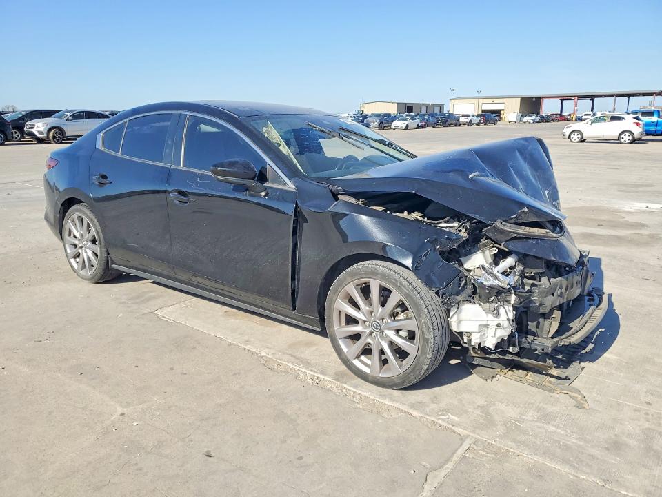 Продажа на аукционе авто 2021 Mazda 3, vin: JM1BPACLXM1310009, номер лота: 46953876