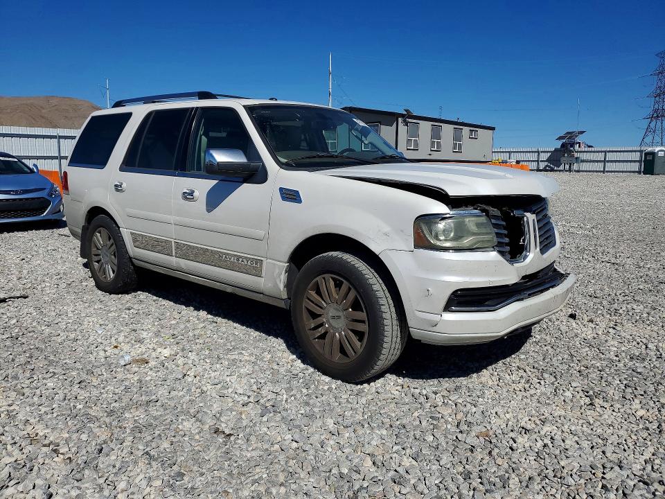 Продаж на аукціоні авто 2015 Lincoln Townhouse Navigator, vin: 5LMJJ2HT2FEJ01749, номер лоту: 47083076