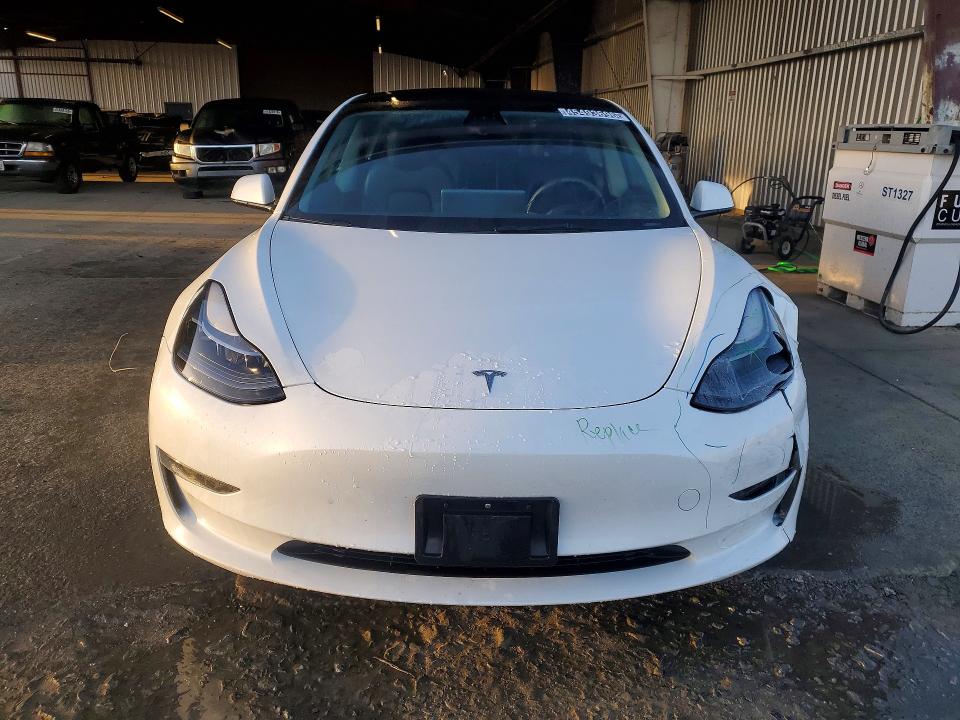 Продажа на аукционе авто 2023 Tesla Model 3, vin: 5YJ3E1EA3PF449593, номер лота: 45493696