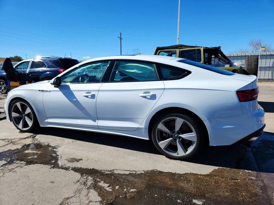Продажа на аукционе авто 2021 Audi A5, vin: WAUFACF5XMA007126, номер лота: 79742615