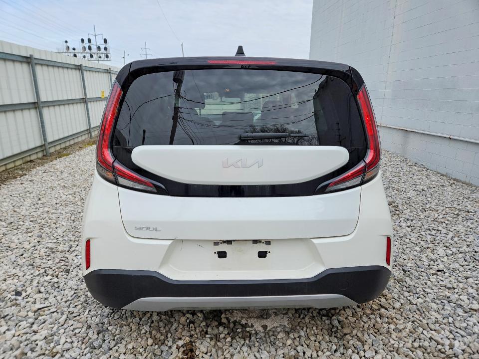 Продажа на аукционе авто 2024 Kia Soul, vin: KNDJ23AU1R7233536, номер лота: 47365966