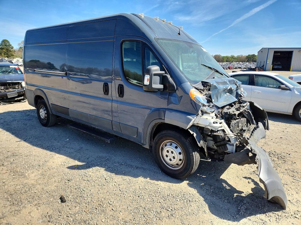 46883396 :رقم المزاد ، 3C6TRVDG2JE160999 vin ، 2018 Ram Promaster 2500 مزاد بيع