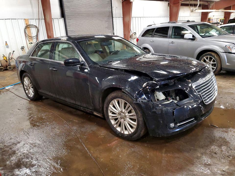 2013 Chrysler 300 მანქანა იყიდება აუქციონზე, vin: 2C3CCARG9DH585628, აუქციონის ნომერი: 41877676