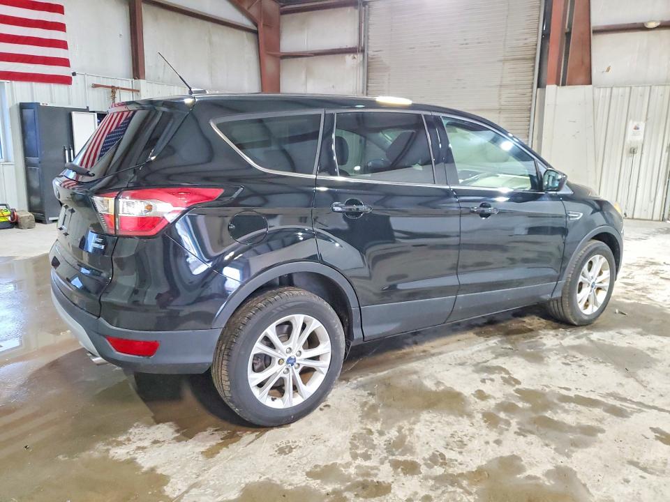 Продажа на аукционе авто 2017 Ford Escape, vin: 1FMCU9GD0HUC92327, номер лота: 46820686