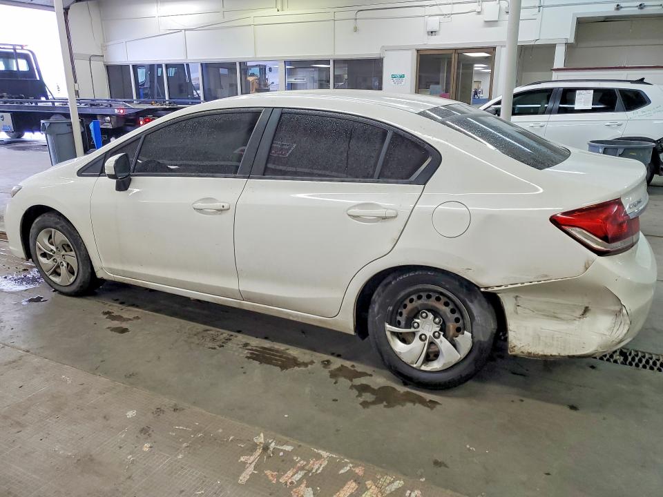 45992526 :رقم المزاد ، 19XFB2F5XFE273997 vin ، 2015 Honda Civic مزاد بيع