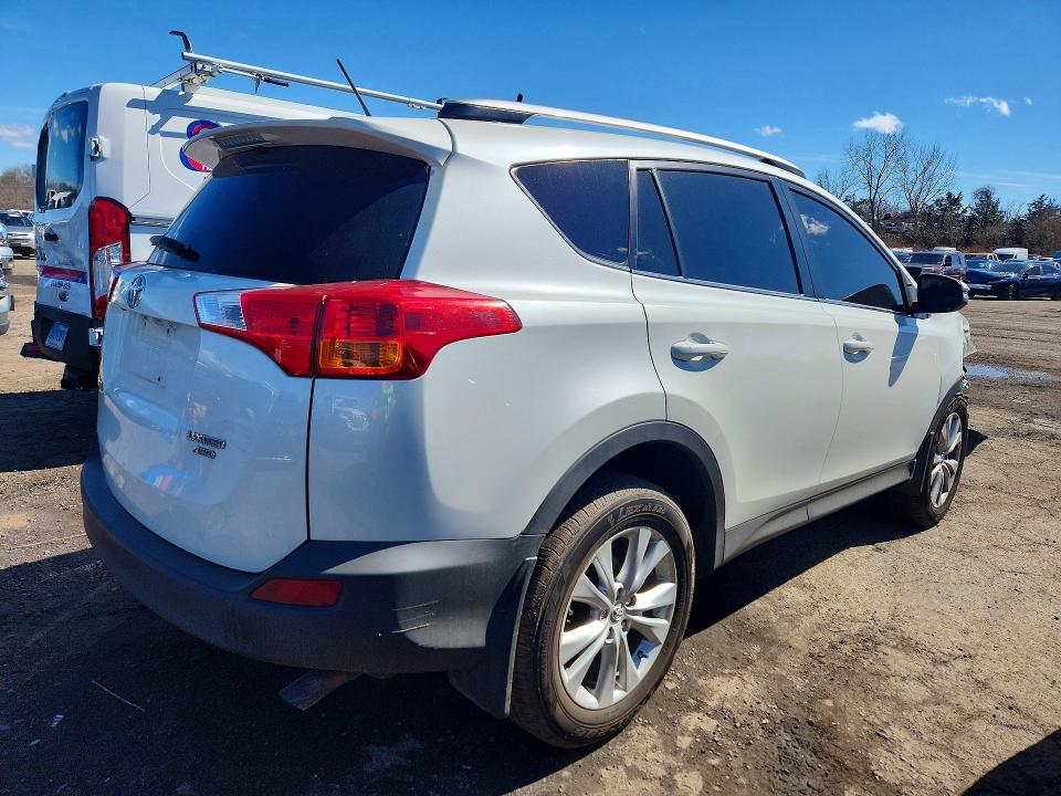 46133066 :رقم المزاد ، JTMDFREV1EJ012040 vin ، 2014 Toyota Rav4 مزاد بيع