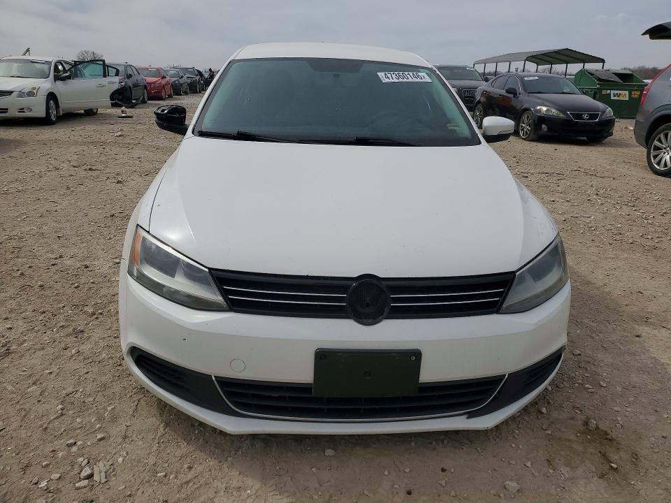 47360146 :رقم المزاد ، 3VWDX7AJ6DM352402 vin ، 2013 Volkswagen Jetta مزاد بيع