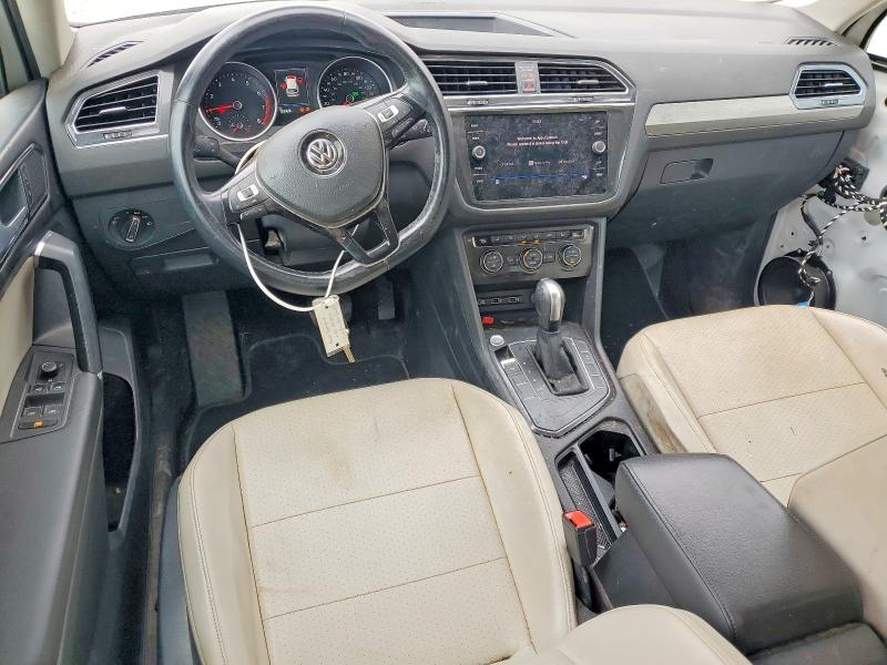 79519145 :رقم المزاد ، 3VV3B7AX3JM020819 vin ، 2018 Volkswagen Tiguan مزاد بيع