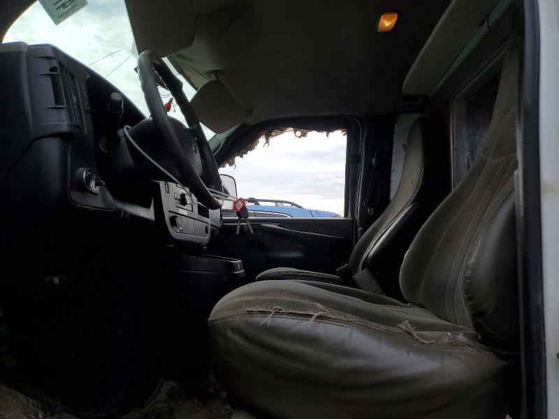47481186 :رقم المزاد ، 1GCZGGBA5A1128151 vin ، 2010 Chev Express G2500 مزاد بيع