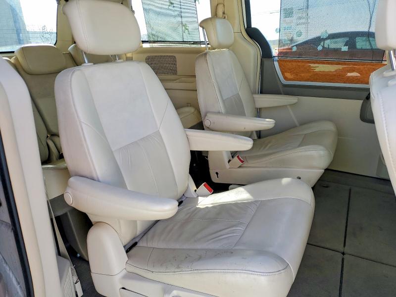 Продаж на аукціоні авто 2010 Chrysler Town & Country, vin: 2A4RR7DXXAR428298, номер лоту: 47250256
