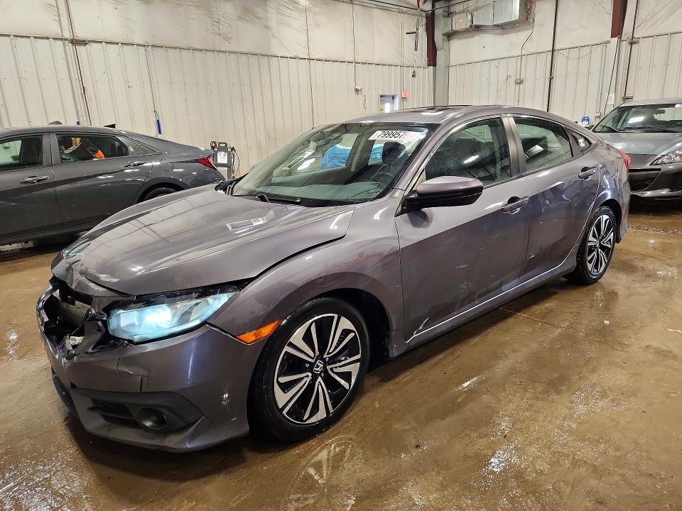 Auction sale of the 2017 Honda Civic, vin: 19XFC1F7XHE020481, lot number: 79995795