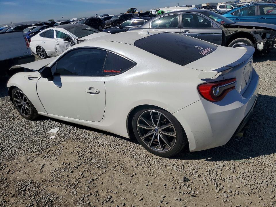 45983946 :رقم المزاد ، JF1ZCAC15L8702903 vin ، 2020 Subaru Brz مزاد بيع