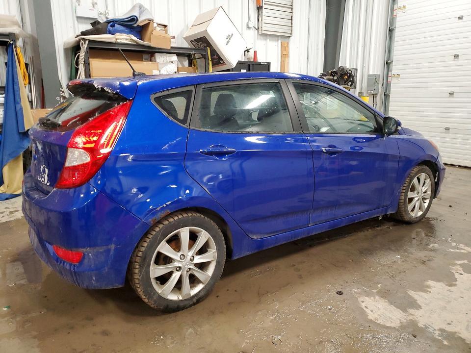 79799015 :رقم المزاد ، KMHCU5AE7DU122227 vin ، 2013 Hyundai Accent مزاد بيع