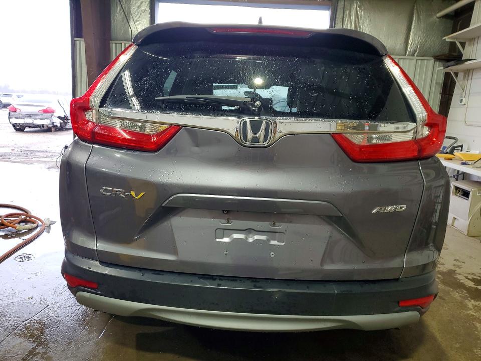 45444506 :رقم المزاد ، 7FARW2H81JE011947 vin ، 2018 Honda Cr-v مزاد بيع