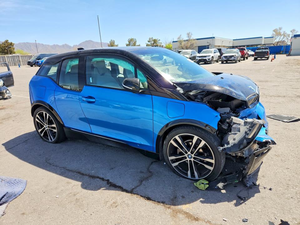47134476 :رقم المزاد ، WBY7Z8C51JVB87541 vin ، 2018 Bmw I3 مزاد بيع