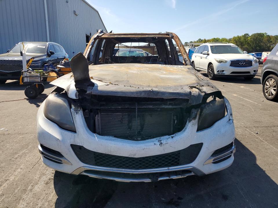 52613796 :رقم المزاد ، WDCGG5HB0FG358402 vin ، 2015 Mercedes-benz Glk مزاد بيع