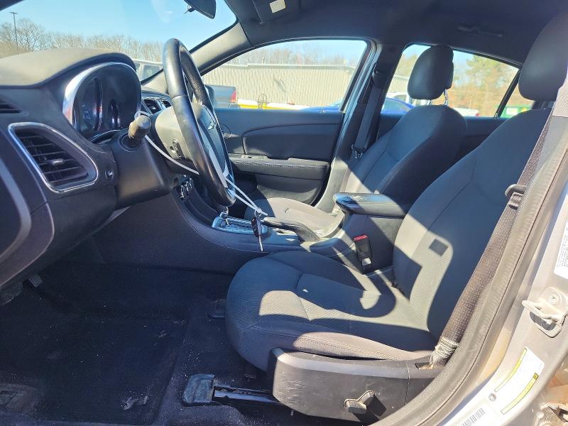 Продажа на аукционе авто 2013 Chrysler 200, vin: 1C3CCBBG7DN703294, номер лота: 45601226