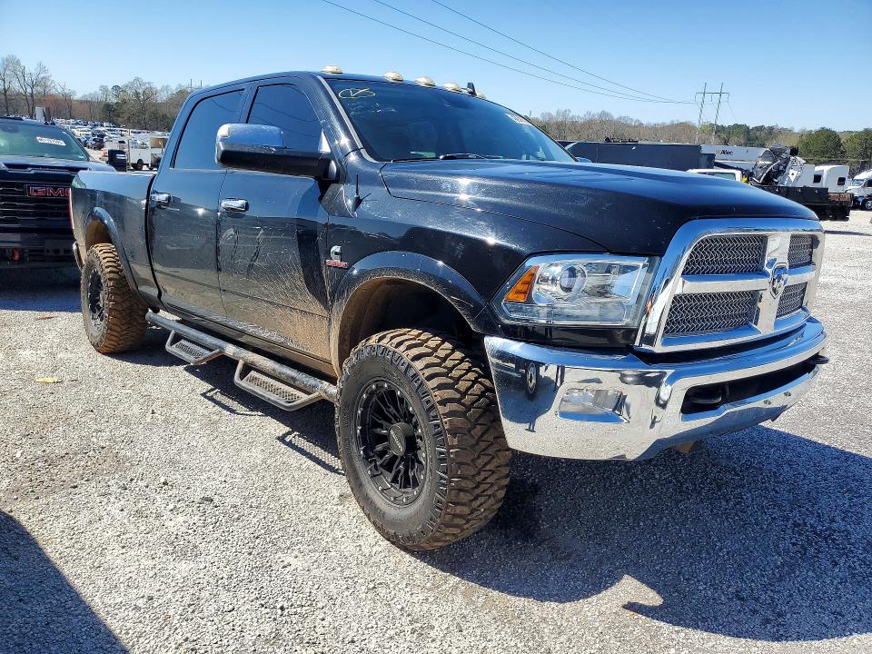 42045206 :رقم المزاد ، 3C6UR5GL1FG673766 vin ، 2015 Ram 2500 مزاد بيع