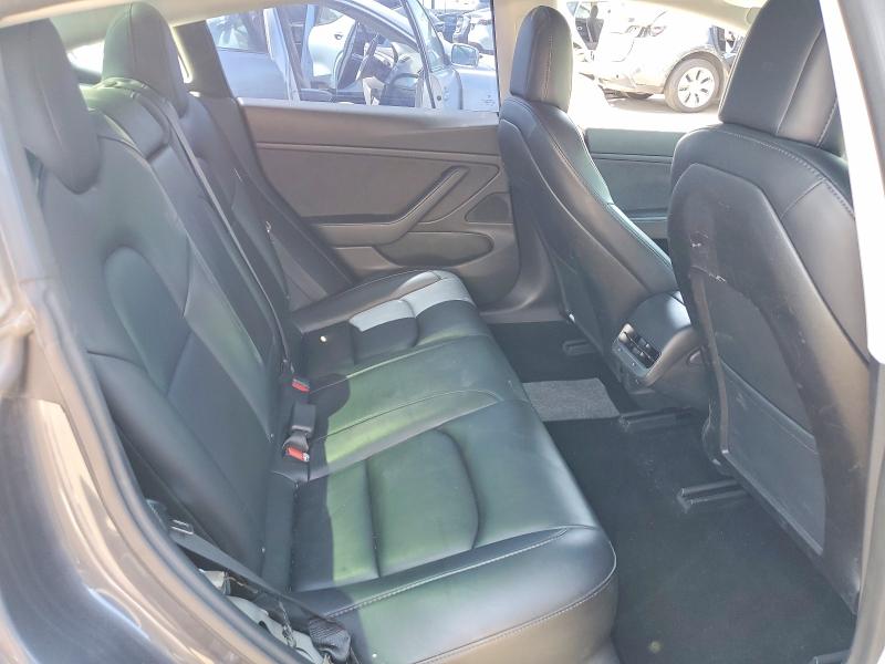 46836856 :رقم المزاد ، 5YJ3E1EA7JF163169 vin ، 2018 Tesla Model 3 مزاد بيع