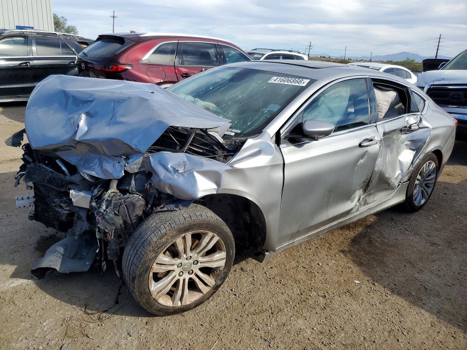 2016 Chrysler 200 მანქანა იყიდება აუქციონზე, vin: 1C3CCCAB2GN118641, აუქციონის ნომერი: 41606866