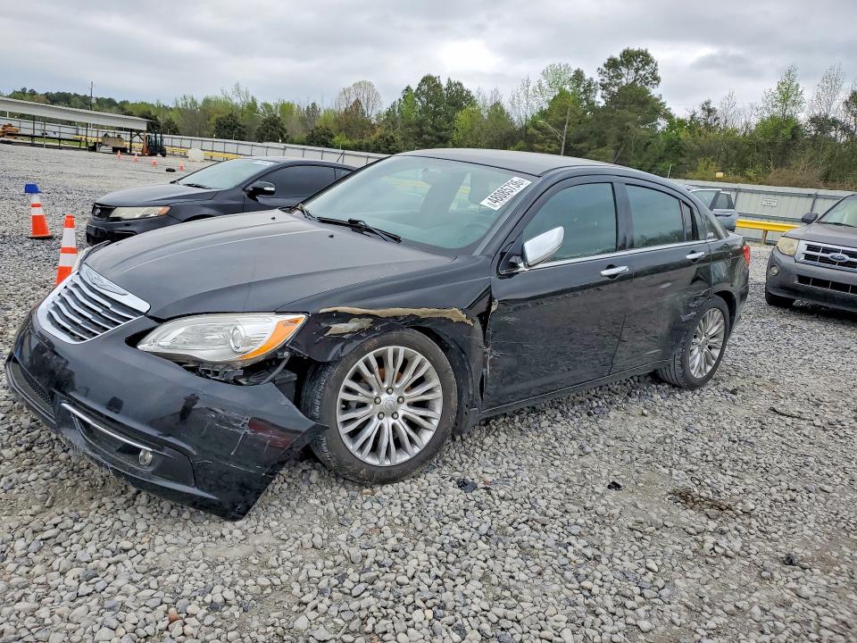 Auction sale of the 2011 Chrysler 200, vin: 1C3BC2FB7BN600660, lot number: 48085736