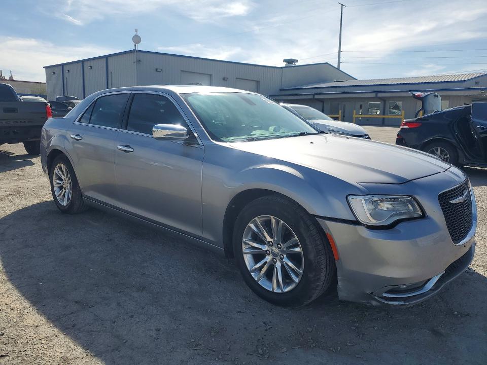 2016 Chrysler 300c მანქანა იყიდება აუქციონზე, vin: 2C3CCAEG1GH123493, აუქციონის ნომერი: 45535826