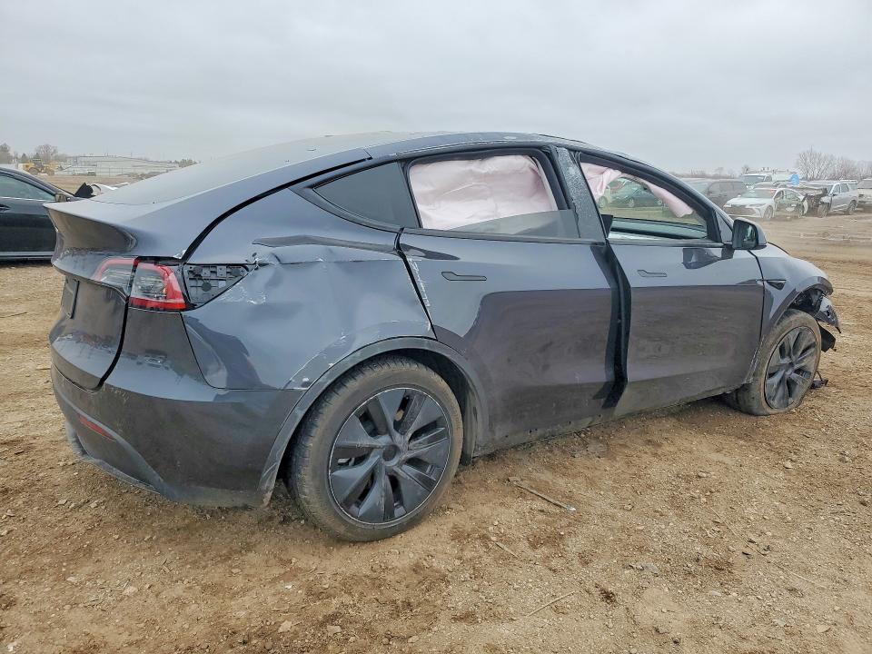 41822306 :رقم المزاد ، 7SAYGDED3RF111046 vin ، 2024 Tesla Model Y مزاد بيع