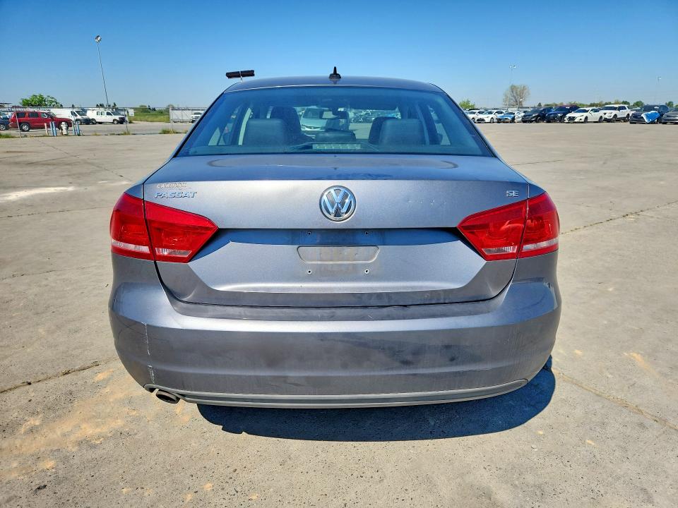 79124815 :رقم المزاد ، 1VWBP7A34DC118124 vin ، 2013 Volkswagen Passat مزاد بيع