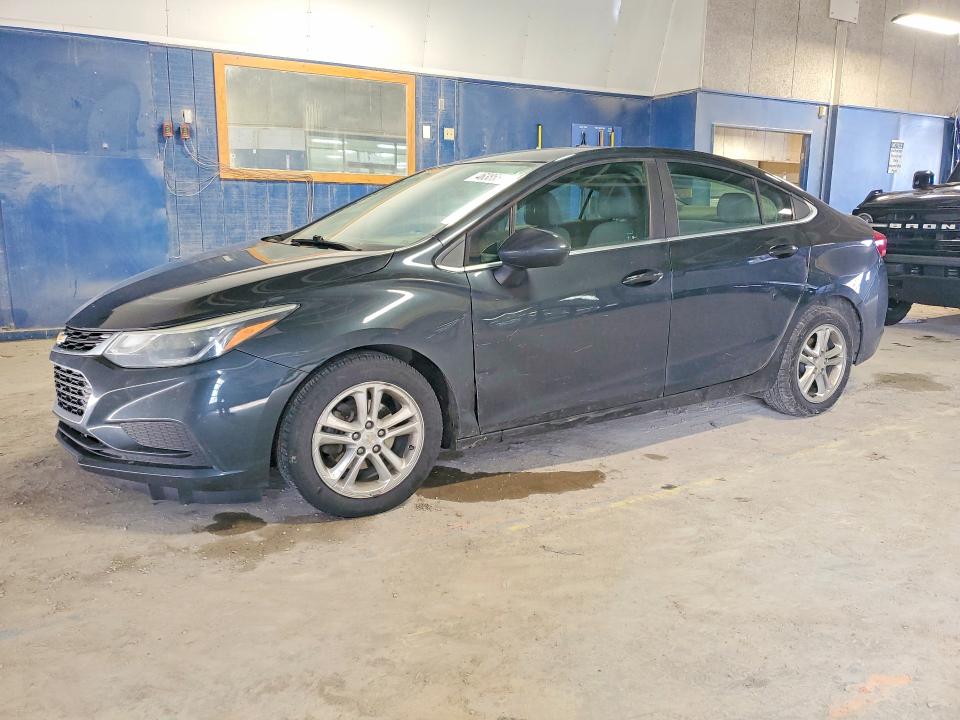 Продаж на аукціоні авто 2018 Chevrolet Cruze, vin: 1G1BE5SM2J7158767, номер лоту: 46386506
