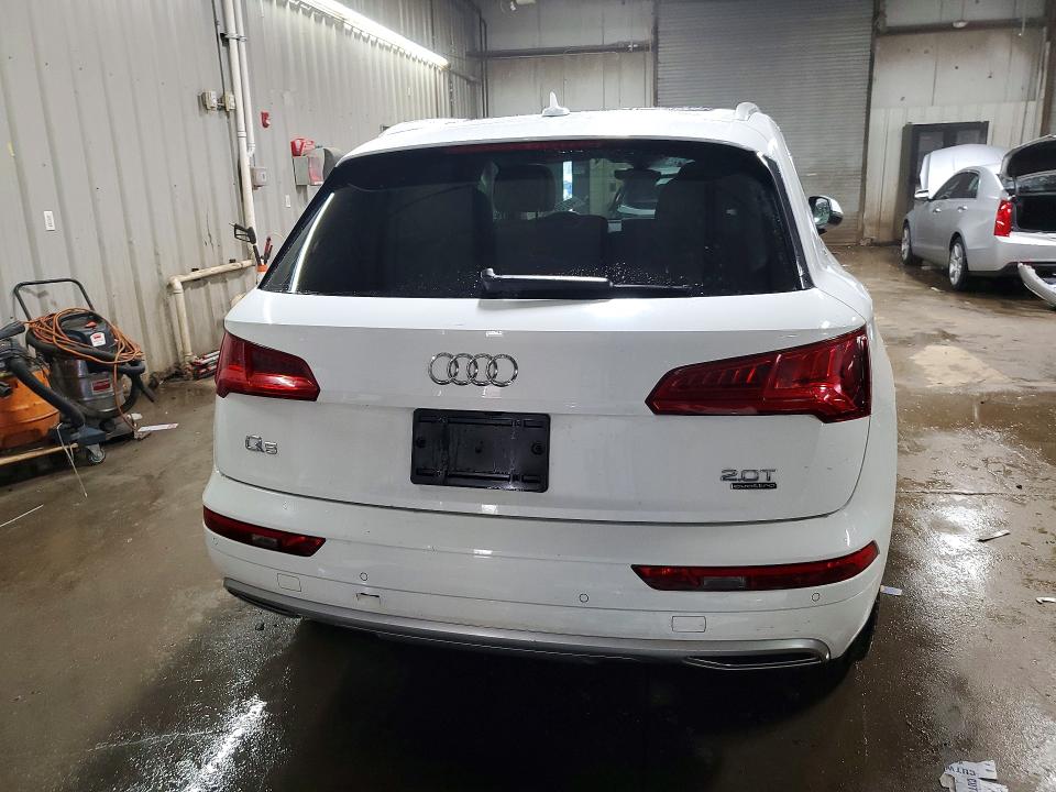 Продажа на аукционе авто 2018 Audi Q5, vin: WA1BNAFY2J2019694, номер лота: 46706596