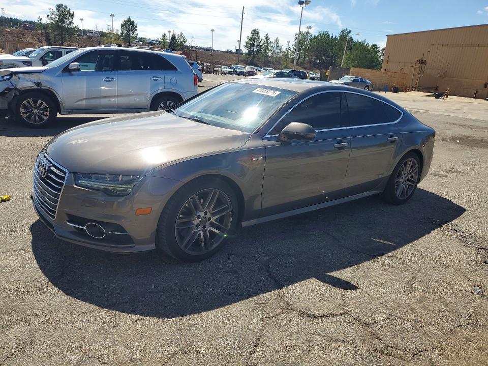 41825276 :رقم المزاد ، WAUWGAFC5GN096229 vin ، 2016 Audi A7 مزاد بيع