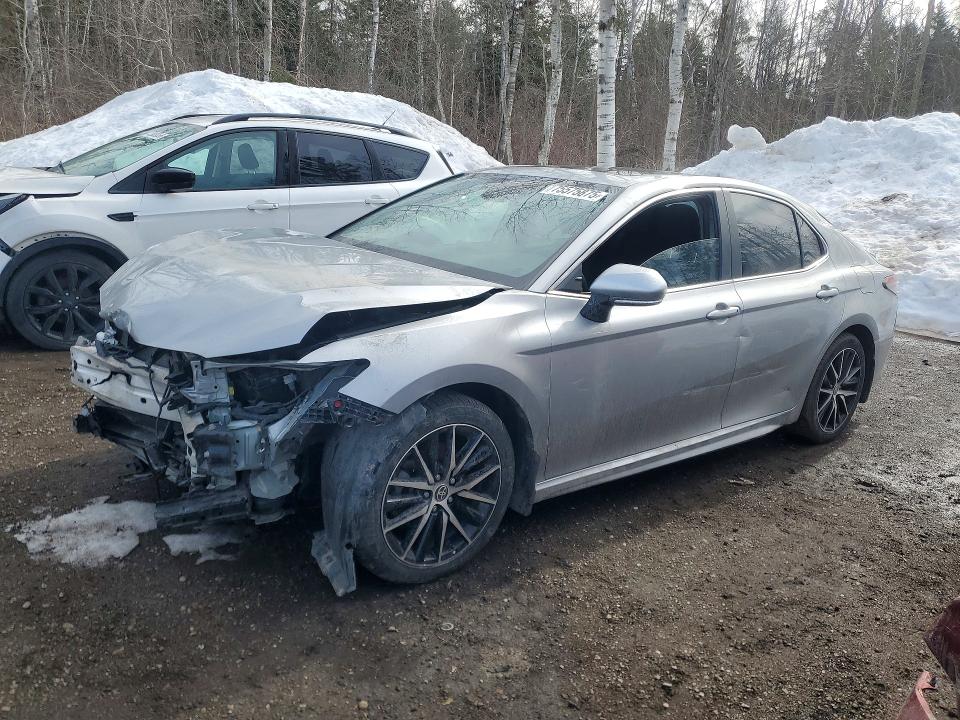 75575875 :رقم المزاد ، 4T1B21HK3PU018909 vin ، 2023 Toyota Camry مزاد بيع