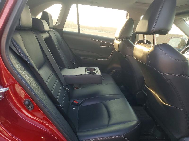 Продаж на аукціоні авто 2021 Toyota Rav4, vin: 2T3C1RFV4MW138613, номер лоту: 47703526