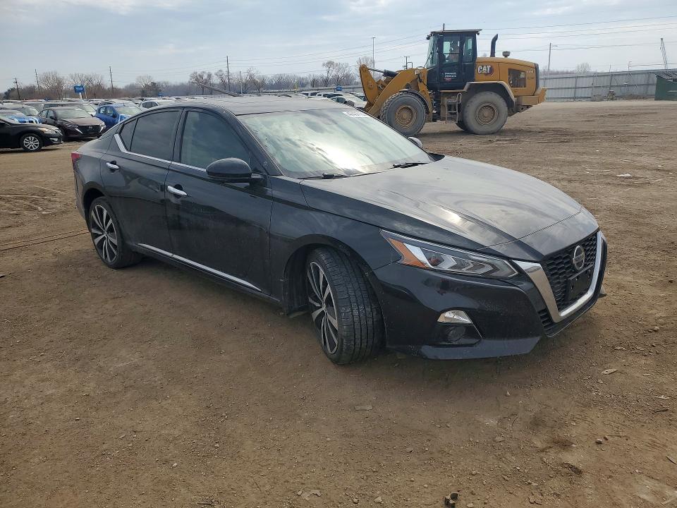 47437186 :رقم المزاد ، 1N4BL4FW2KN303750 vin ، 2019 Nissan Altima مزاد بيع