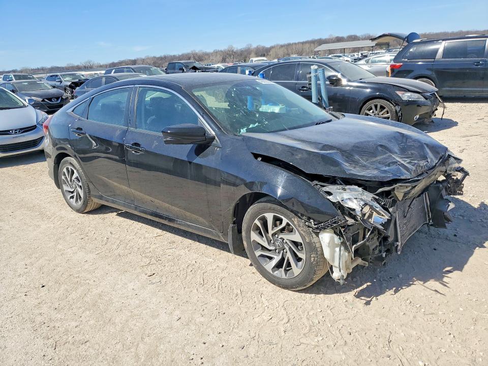 46660086 :رقم المزاد ، 19XFC2F79GE085309 vin ، 2016 Honda Civic مزاد بيع
