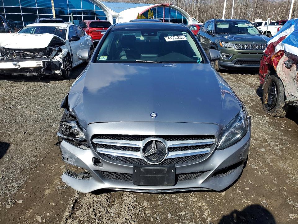 41994286 :رقم المزاد ، 55SWF4KB7GU115848 vin ، 2016 Mercedes-benz C مزاد بيع