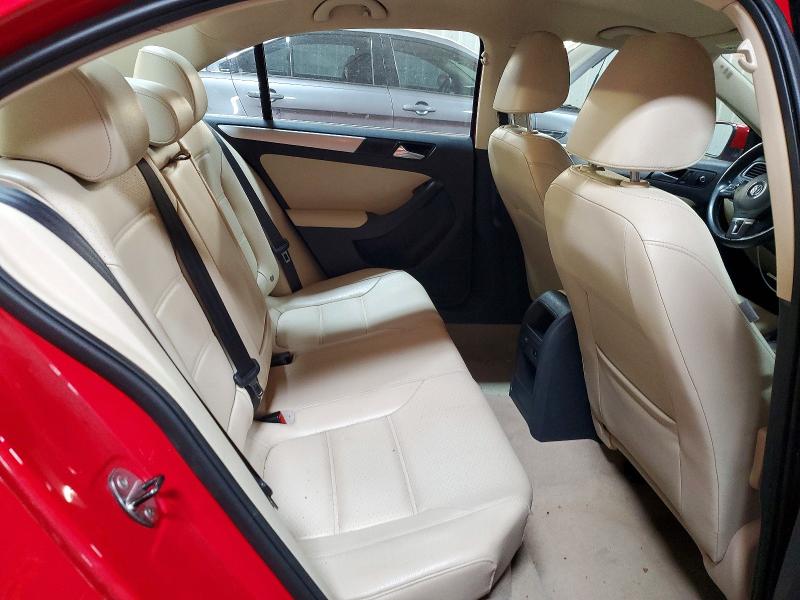 47187826 :رقم المزاد ، 3VWDP7AJ2DM450892 vin ، 2013 Volkswagen Jetta مزاد بيع