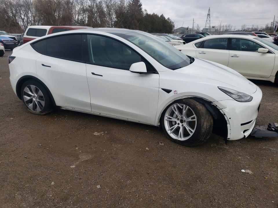 79349795 :رقم المزاد ، 7SAYGDEE6NF427396 vin ، 2022 Tesla Model Y مزاد بيع